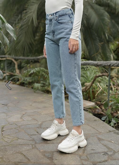 Жіночі джинси Staff light blue mom high waist. Розмір 36