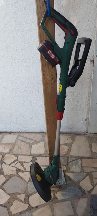 Máquina de cortar relva, Parkside + carregador e 1 bateria