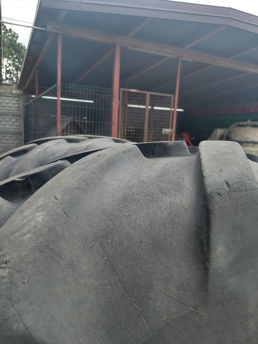 Opony Michelin 440/65R24