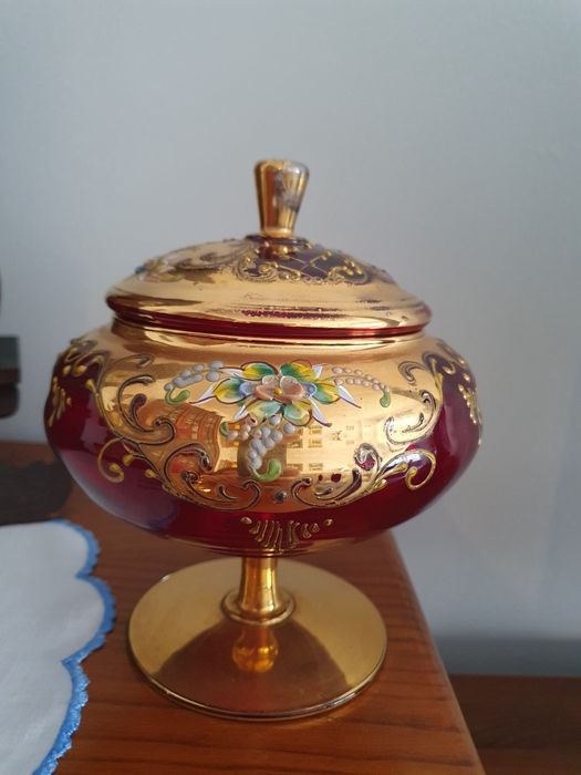 Bomboneira/taça cristal Murano muito antiga