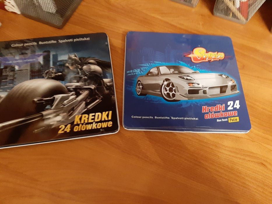 Kredki w pudełku Batman race Speed autko blaszane używane kolekcja smy