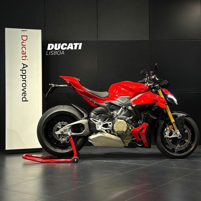 Ducati Streetfighter V4 S