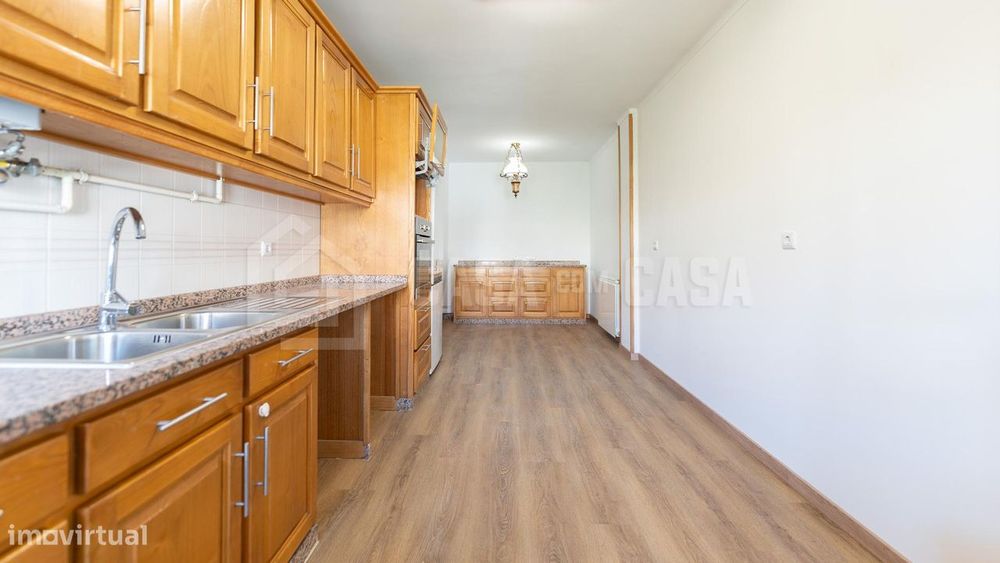 Apartamento T2 junto ao Politécnico
