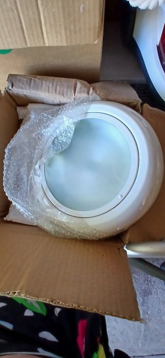 Candeeiro de teto novo