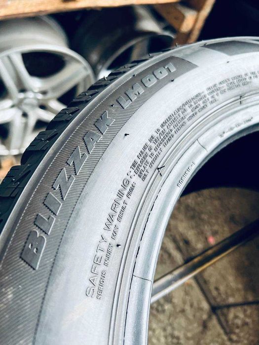 Шини Резина Зимові  205 55 16 Bridgestone Blizzak LM001  2шт