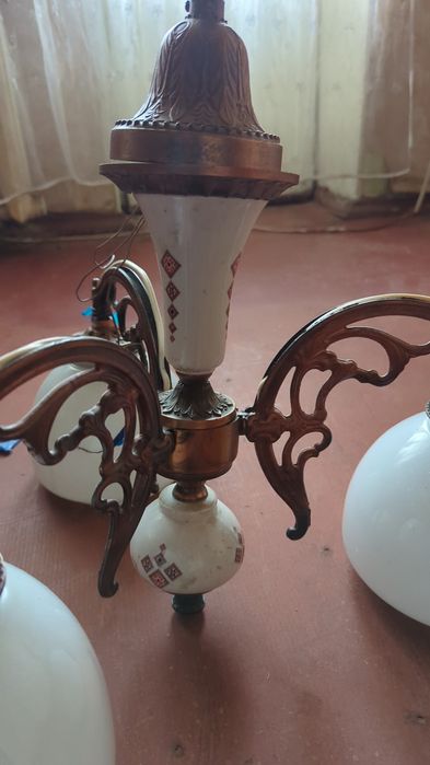 Продам люстру под винтаж