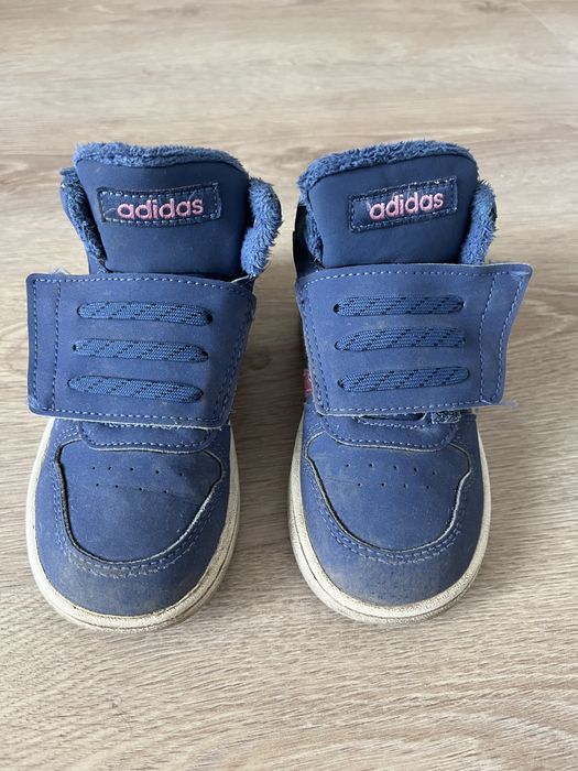 Adidasy 26 ocieplane granatowe