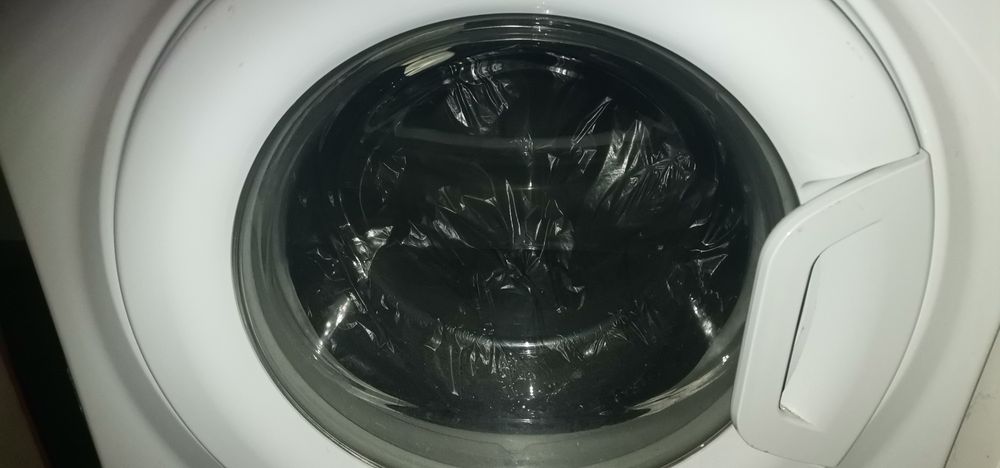 Máquinas de lavar roupa e lavar loiça