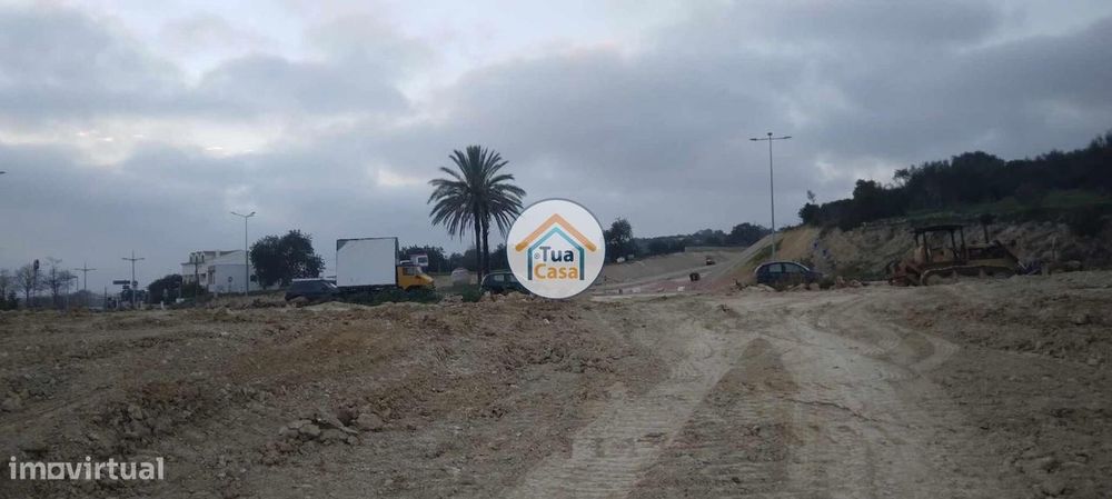Terreno Rústico com Viabilidade de Construção de Hotel