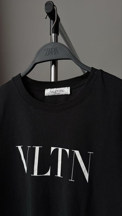 Жіноча оверсайз футболка Valentino