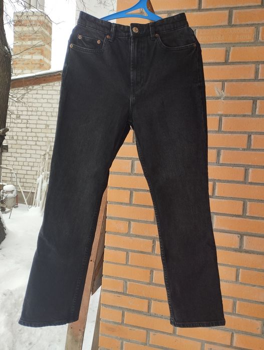 Женские джинсы Zara р.28