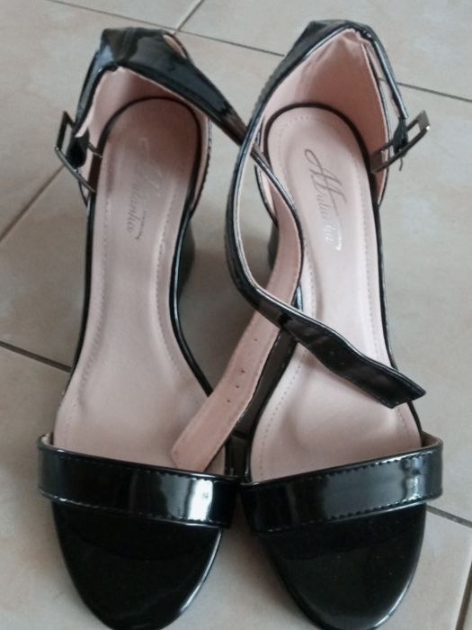 Buty na koturnie - nowe roz.38 Mulanka