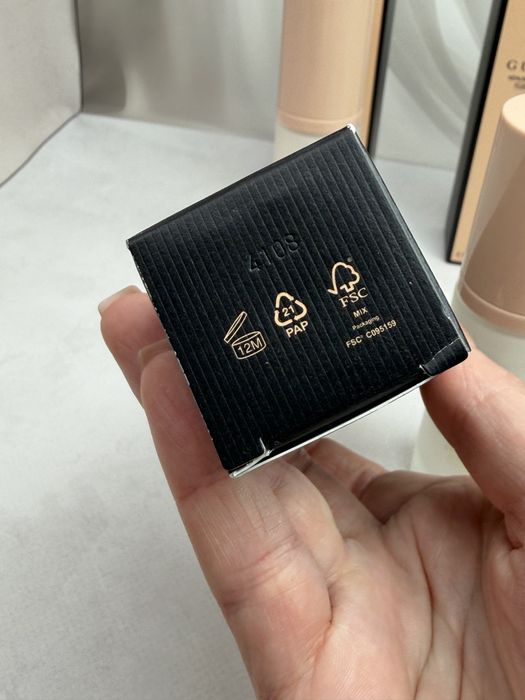 База під макіяж Gucci