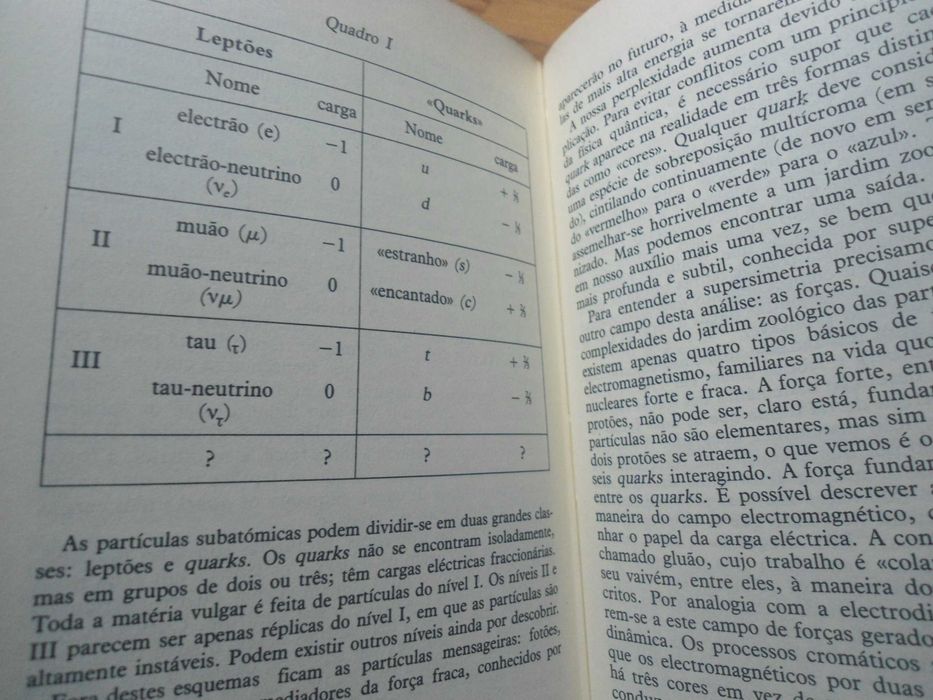 Deus e a Nova Física por Paul Davies