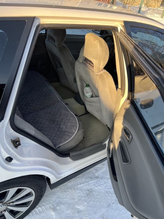 Volvo v40 1.6 benzin 1998p