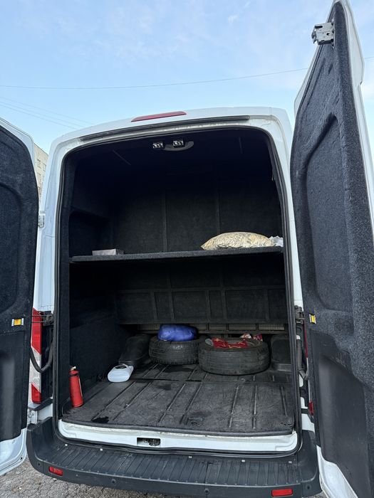 Продам хороший бус Ford Transit