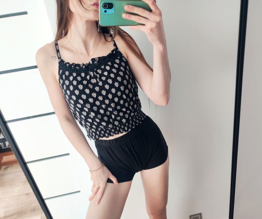 Bluzeczka top crop Miss Selfridge