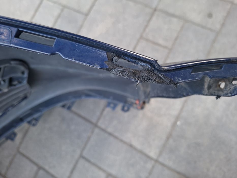 Opel Astra 3 h zderzak 04-07 przod 4/5 drzwi przedni niebieski z21b