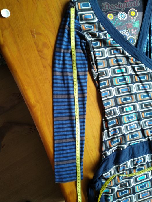 Vestido da Desigual com oferta de carteira