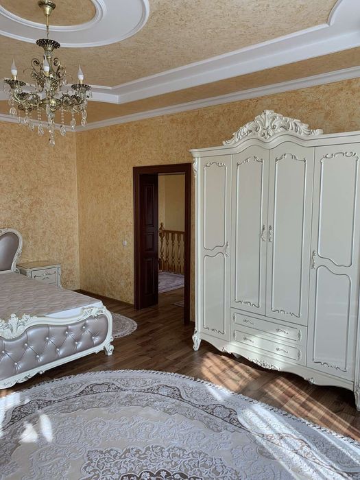 Продаж 2 поверхового будинку бесідка і ділянкою на 15 соток, 239 кв. м