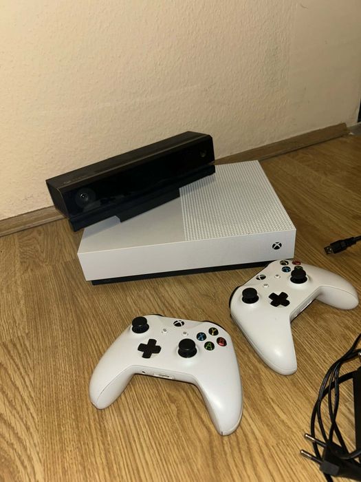 Xbox one S all digital+kinect+2pady