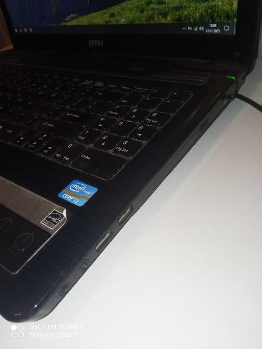 Laptop MSI CR640
