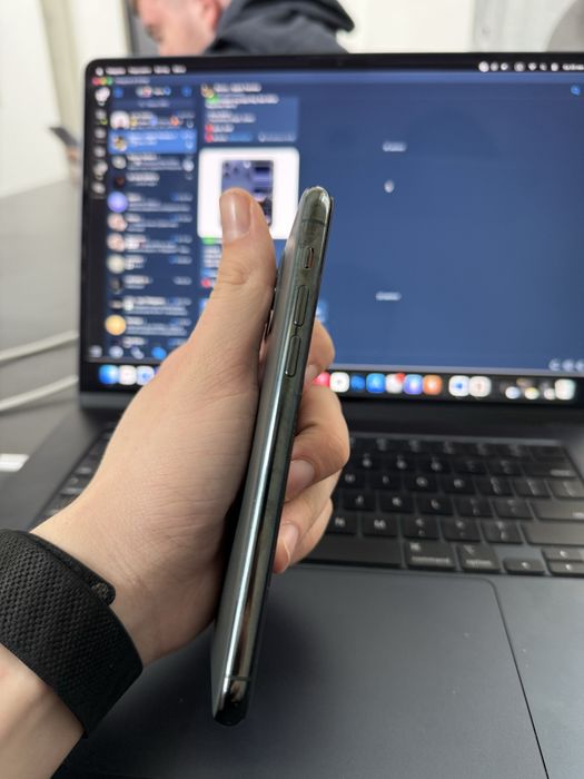 iPhone 11 Pro Green 256Gb в ідеальному стані