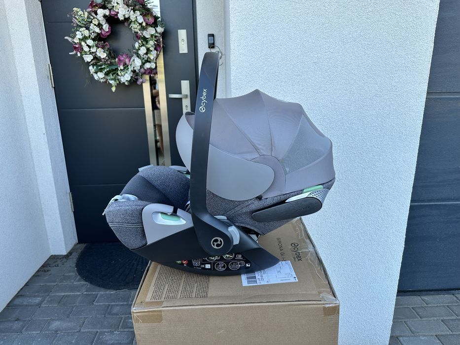 Fotelik nosidełko cybex cloud plus baza T