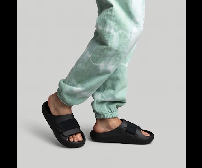 Тапочки CROCS Mellow Luxe