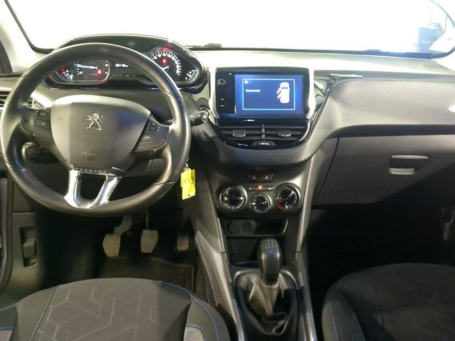 Peugeot 2008 1.2 Style | 95.000 km | Distribuição Mudada | Câmara Traseira | Bola Reboque