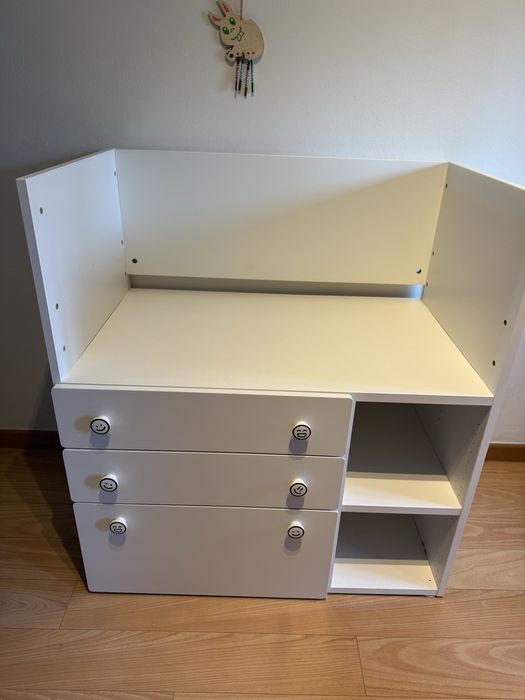 Trocador / Secretaria Ikea - comolta