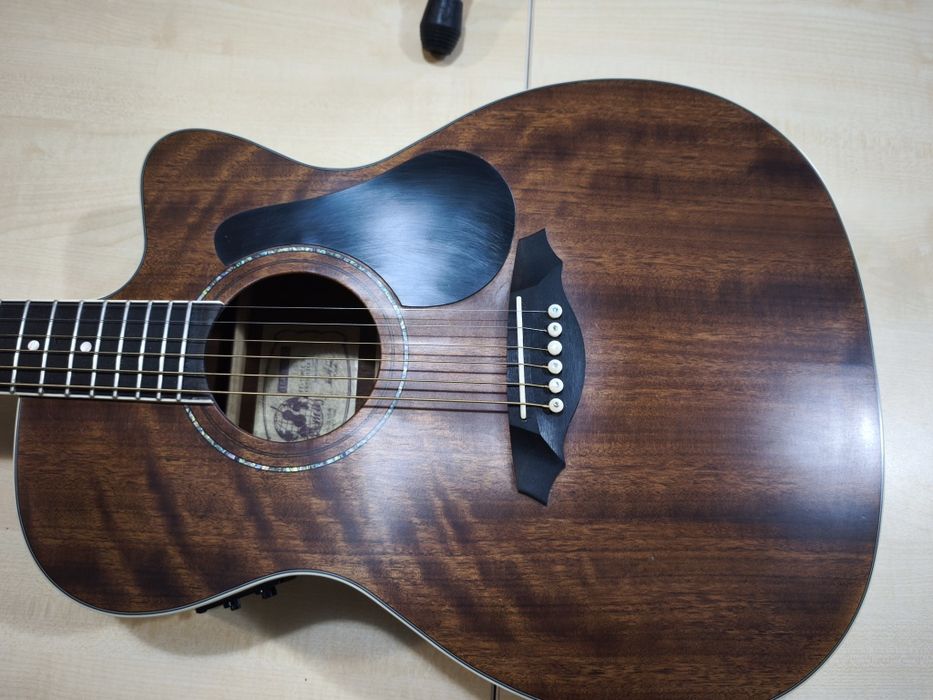 Gitara elektroakustyczna Framus