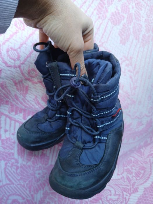 Дитяче взуття, зимове взуття