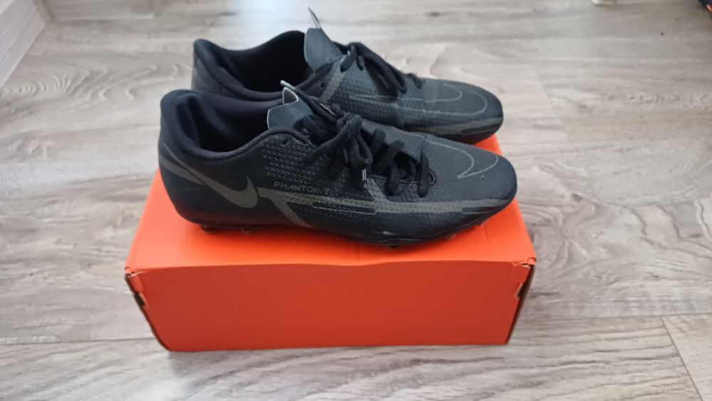 Korki Nike Phantom 42