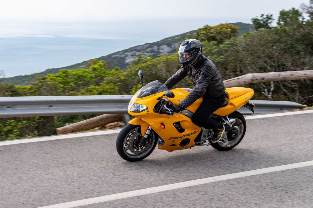Triumph Daytona 955i
