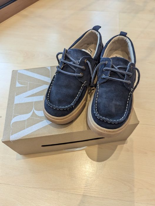 Mocassins / sapatos vela azuis Zara, pele croute, menino. Tam 35 - Com