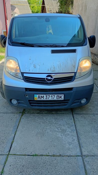 Opel vivaro 2011
