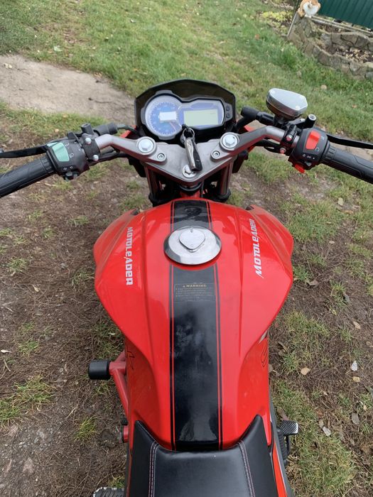 Мотоцикл ML200 Shark