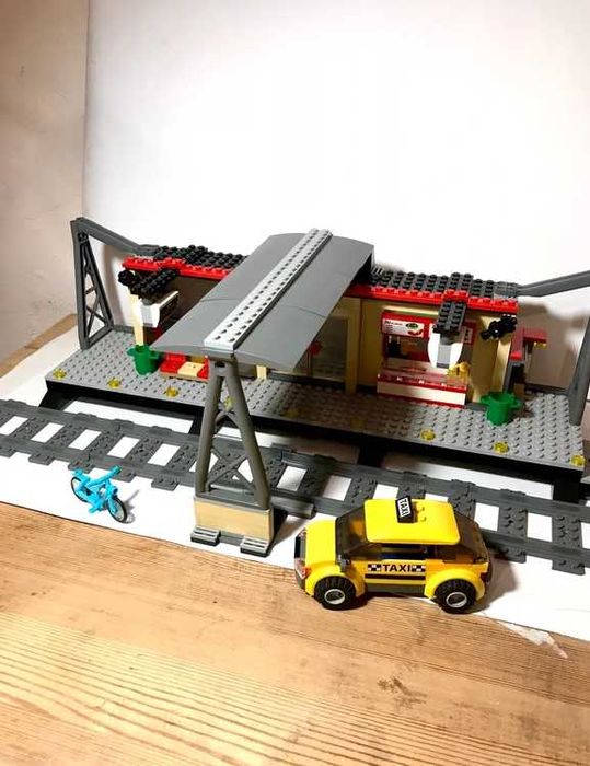 Lego City Train Station 60050