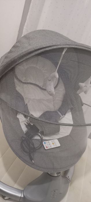 Espreguiçadeira elétrica de bebé