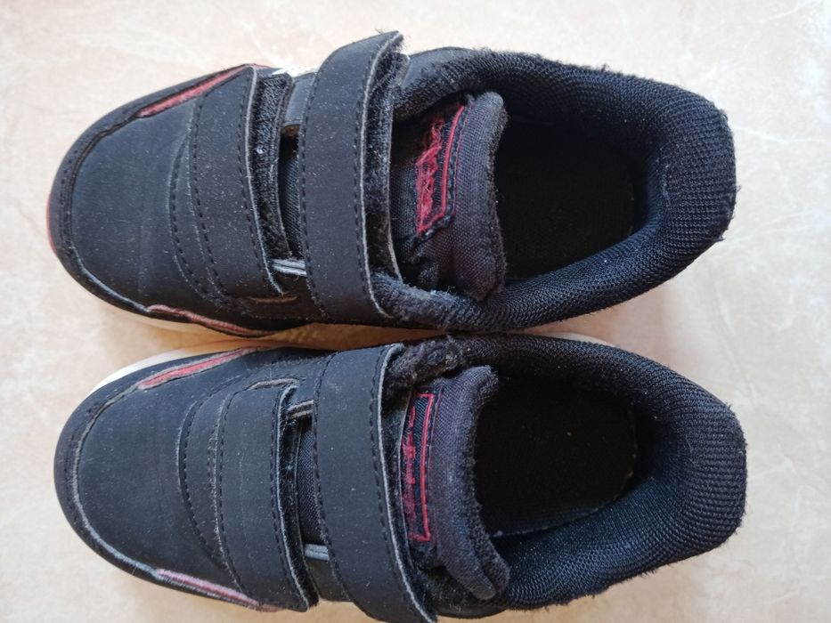 Buciki adidasy dla bliźniaków 25