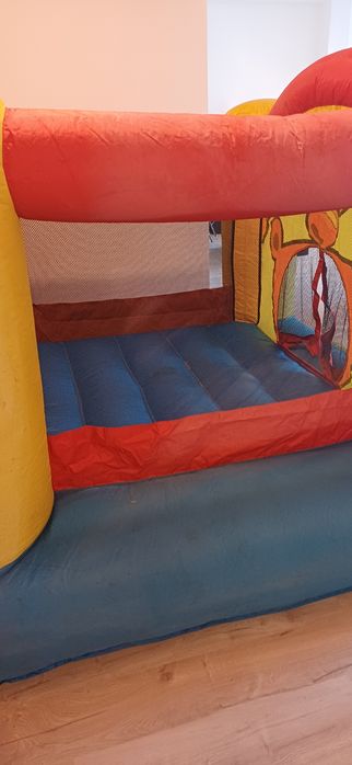 Alugo insuflável +escorrega65123002672898123