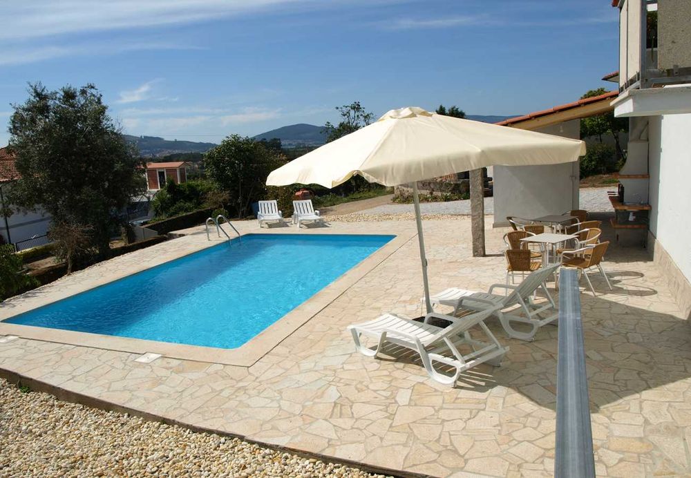 CMN19 casa V4 e piscina, salão jogos c/ bilhar,local calmo,linda vista