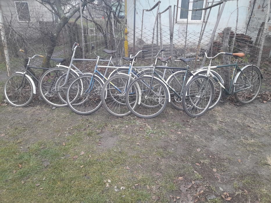 Продам жіночій чоловічі та підліткрвоговелосипеда