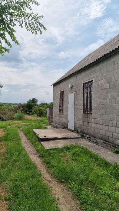 Продам ділянку з забудовою