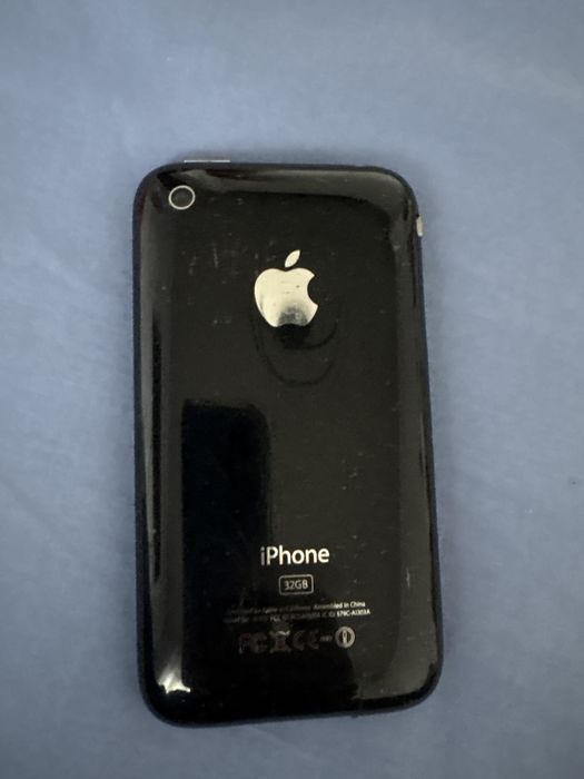 Telefon Iphone 3, 32GB