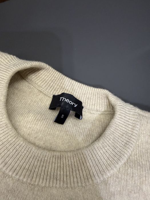 Жіночий кашеміровий костюм бренду theory Ami paris Jacquemus heron