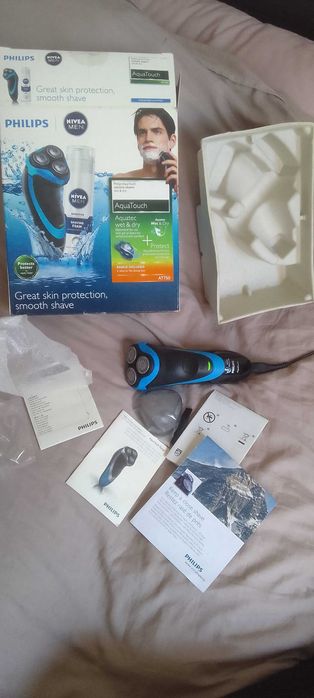Maquina de barbear Philips nova na caixa