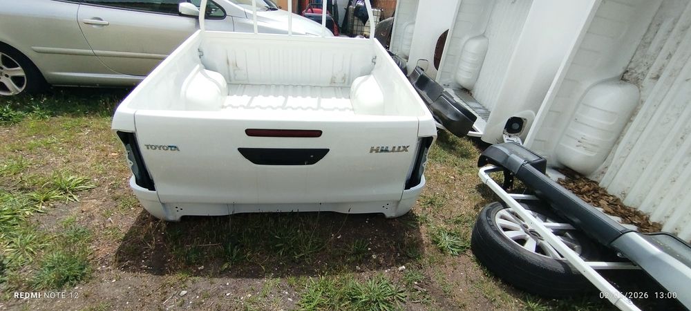 Caixotes Toyota Hilux dos novos
