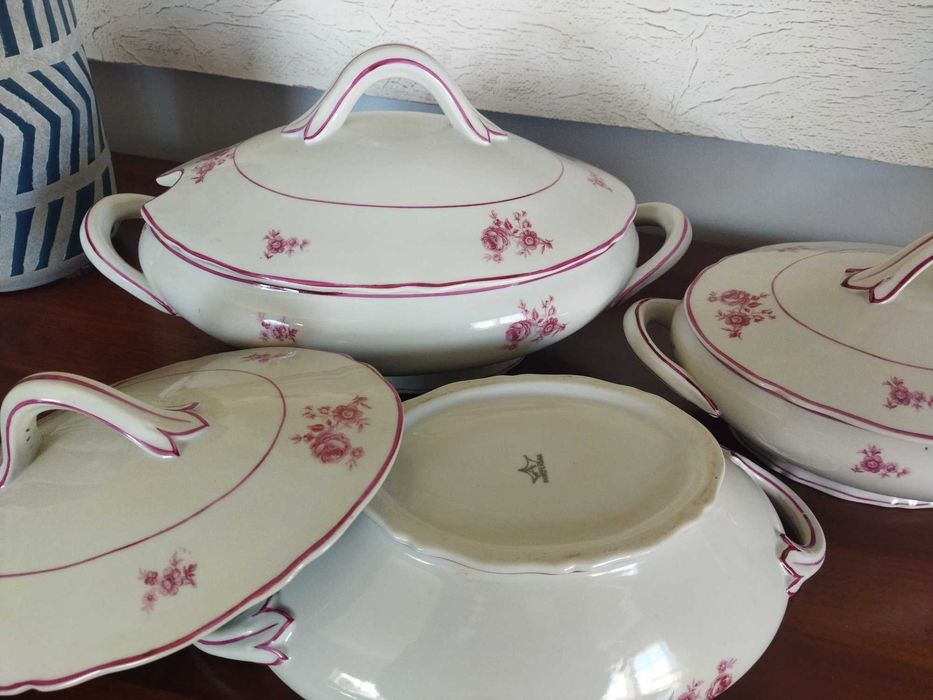 3 terrinas de porcelana Artibus década de 50.